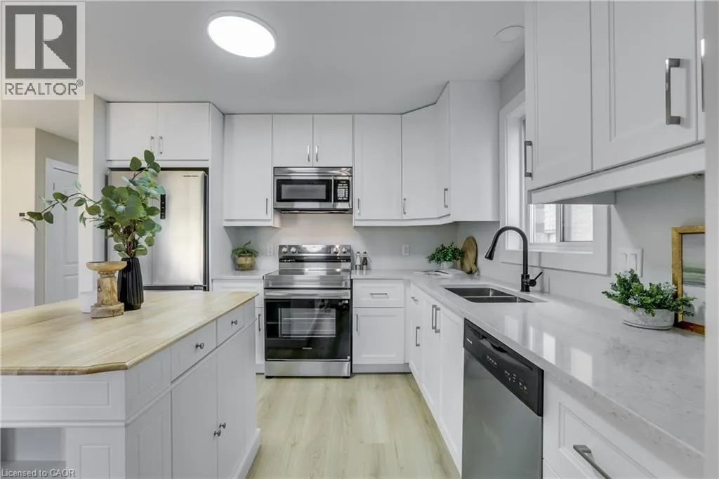 1851 REILLY Walk