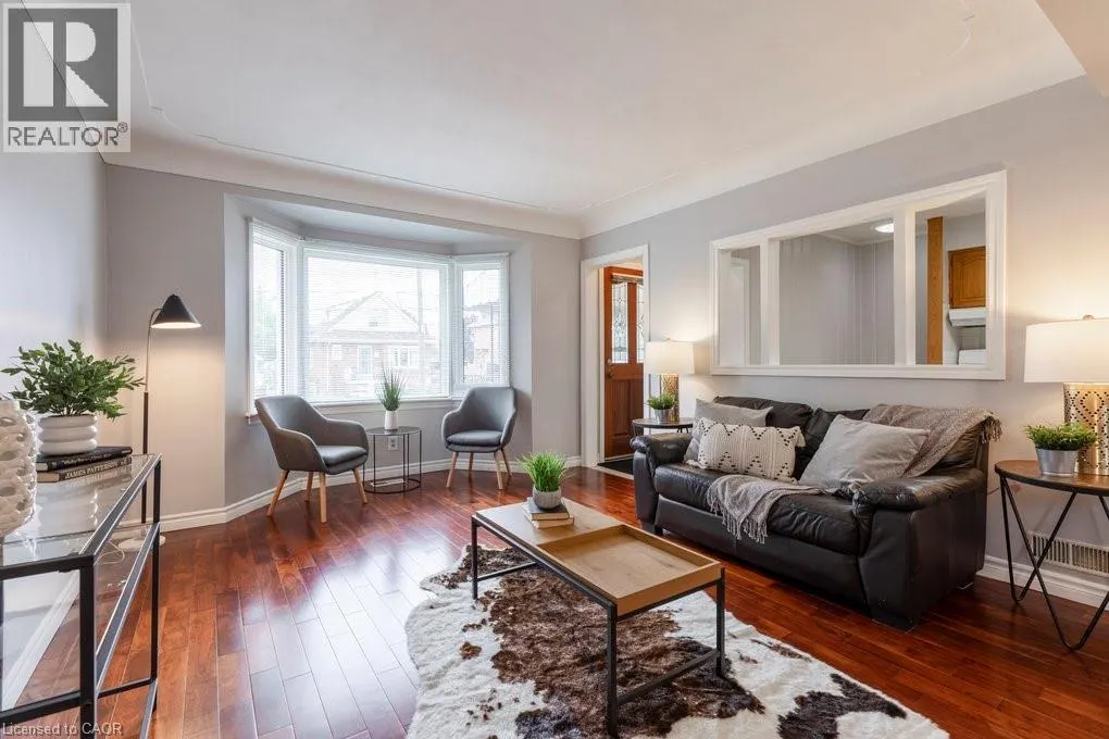 169 EAST 32ND Street