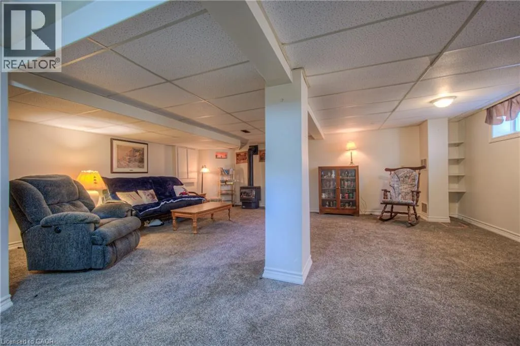 14 BARONS Avenue S