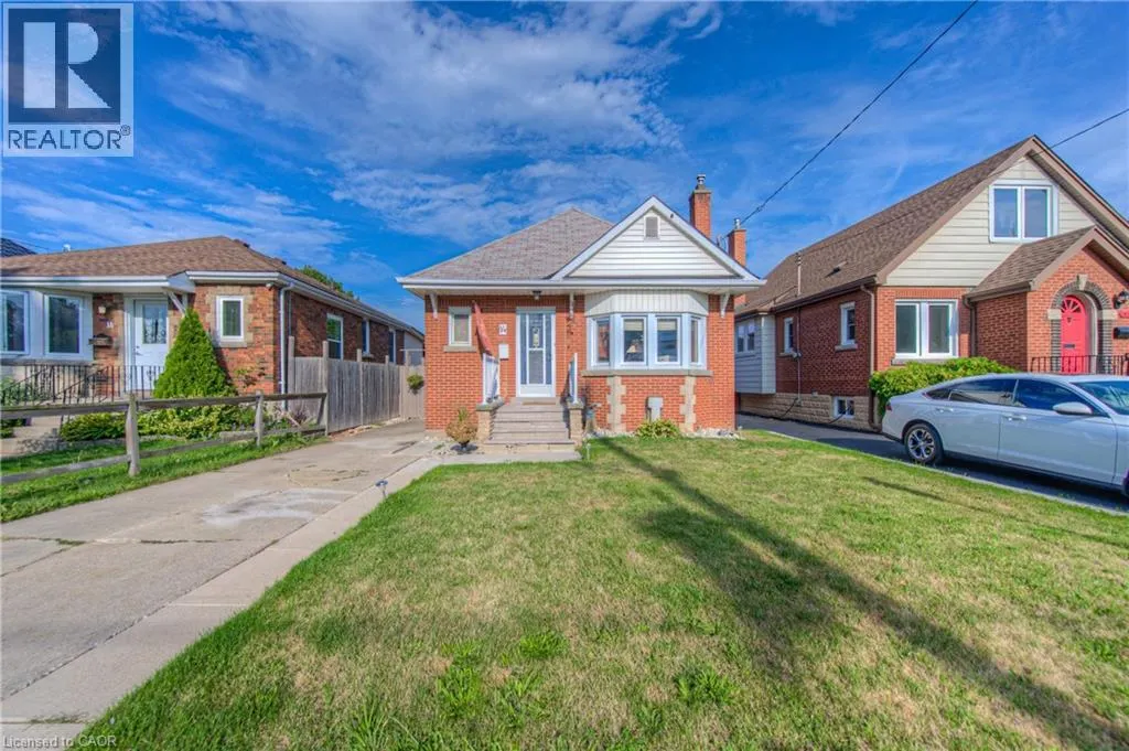 14 BARONS Avenue S