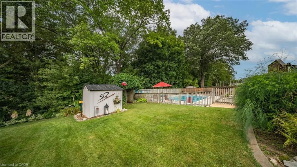 46 BERKLEY Crescent