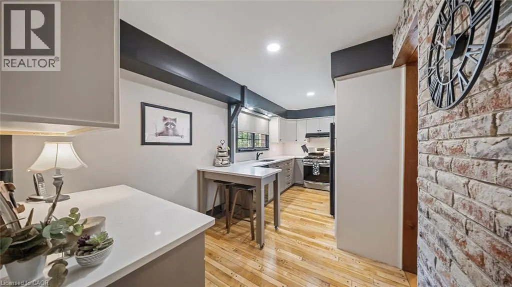 46 BERKLEY Crescent