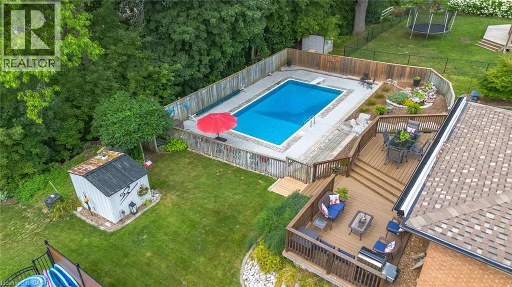 46 BERKLEY Crescent