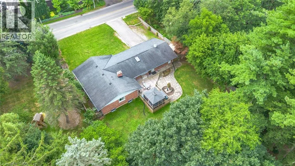 15 EVERGREEN HILL Road