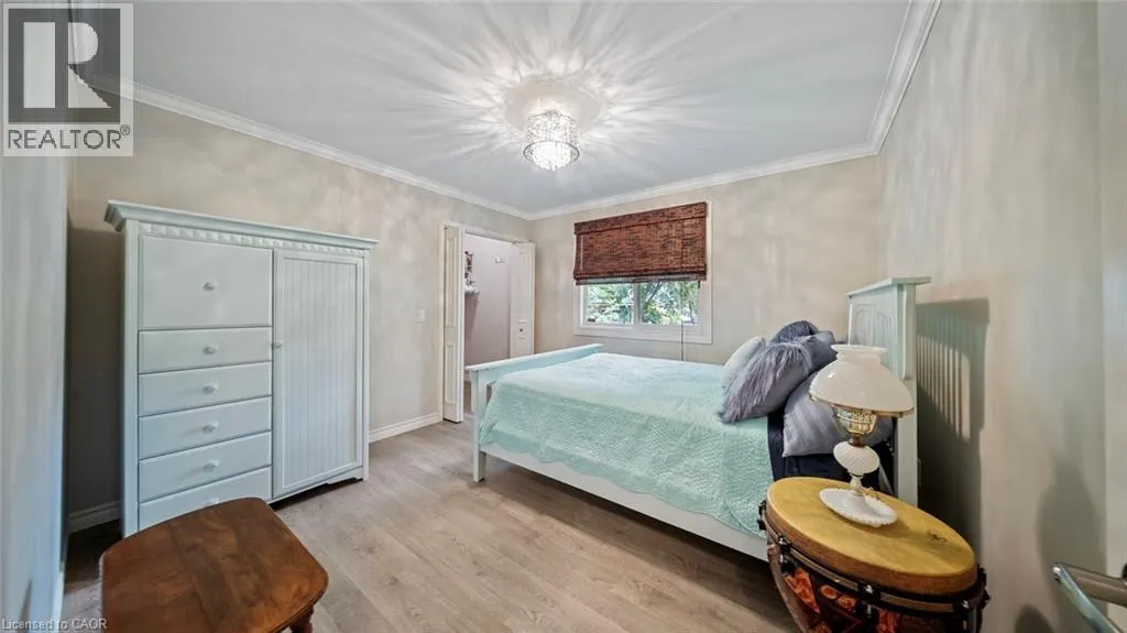 15 EVERGREEN HILL Road