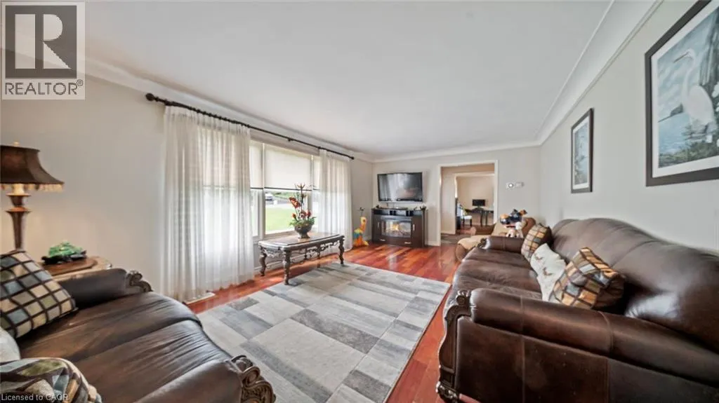 15 EVERGREEN HILL Road