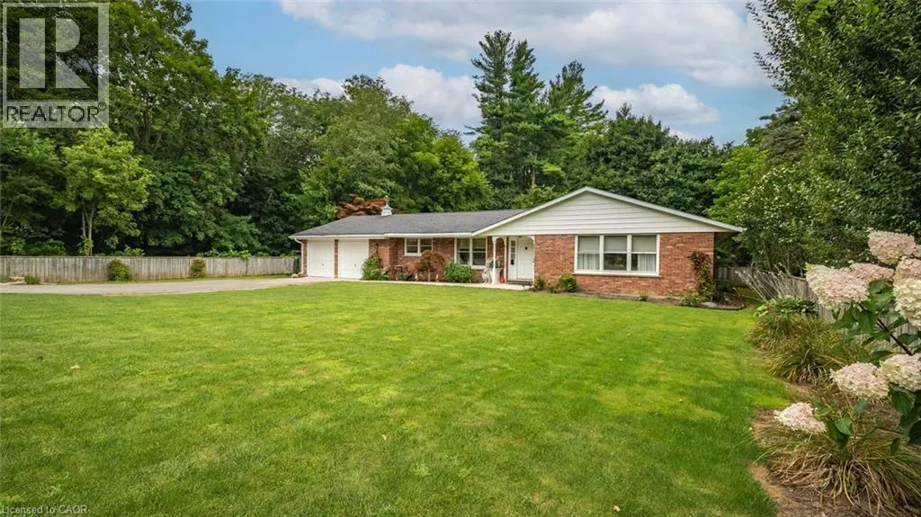 15 EVERGREEN HILL Road