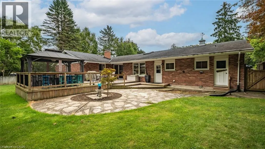 15 EVERGREEN HILL Road