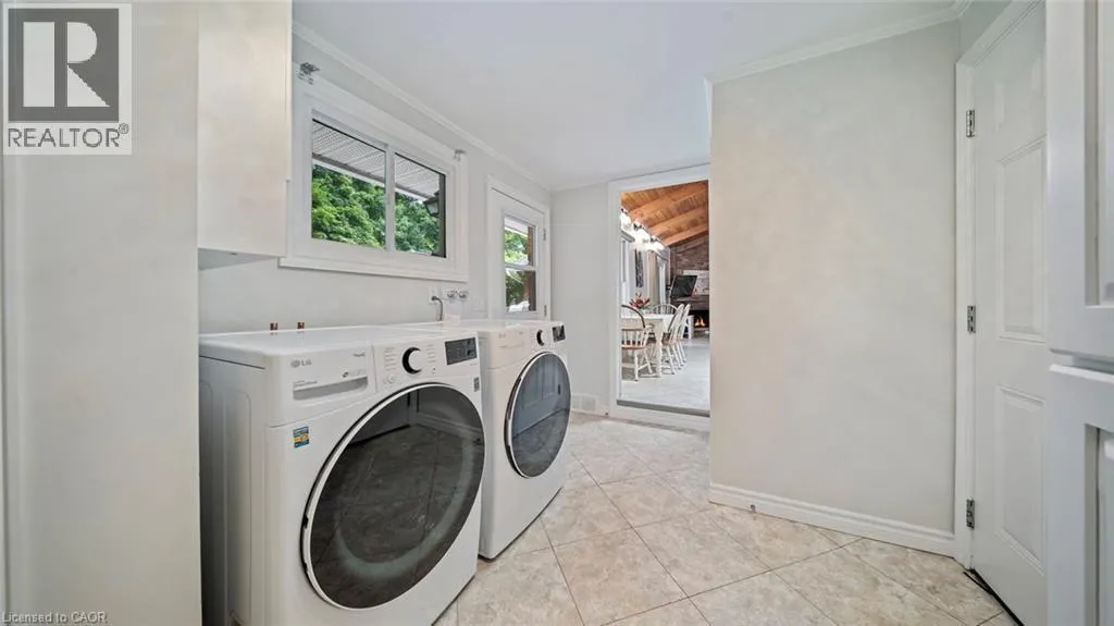15 EVERGREEN HILL Road