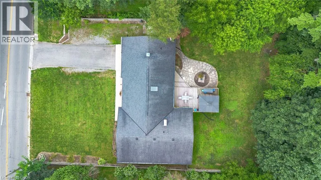 15 EVERGREEN HILL Road