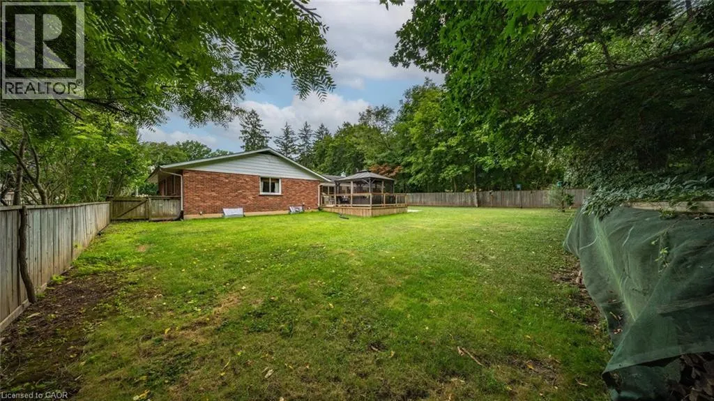 15 EVERGREEN HILL Road