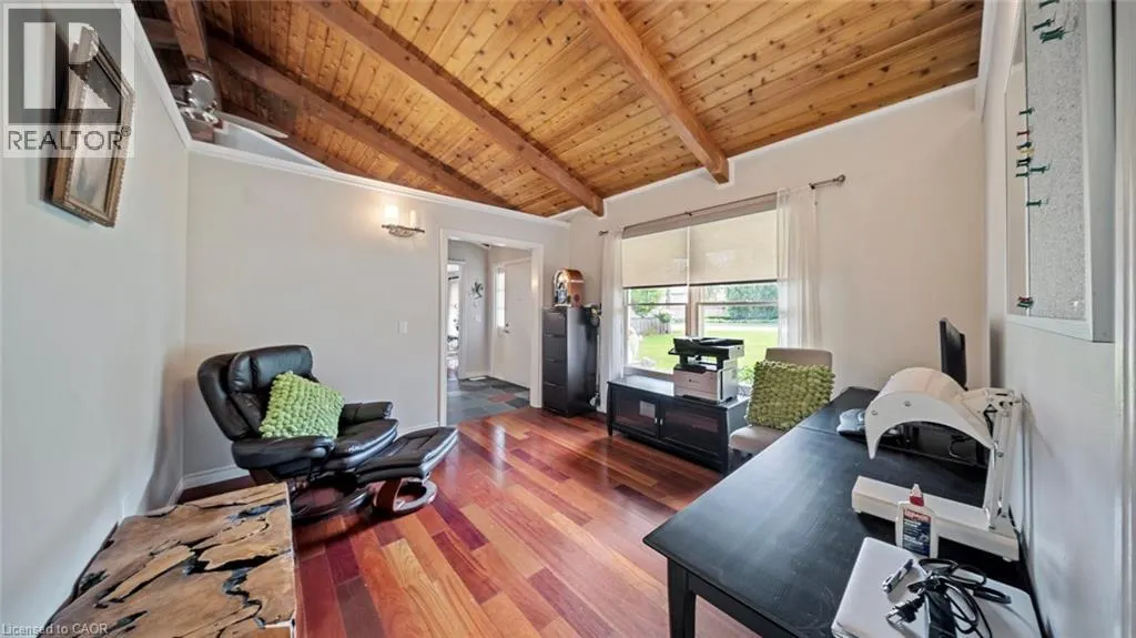 15 EVERGREEN HILL Road