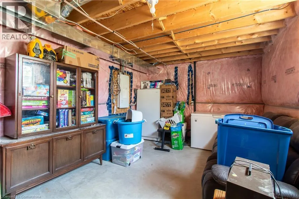 39 BASSWOOD Road