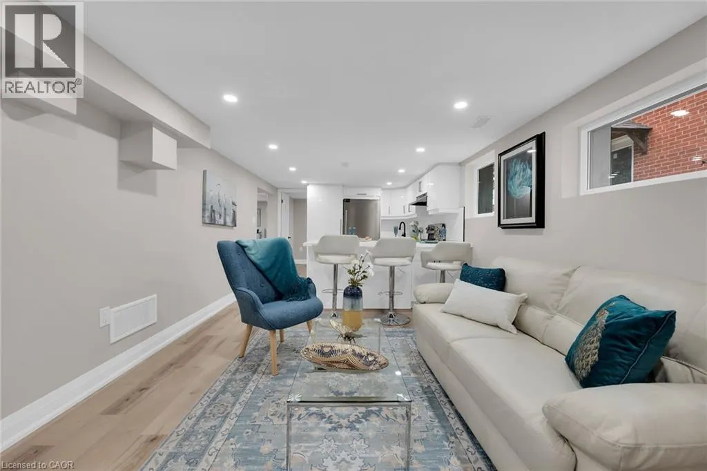 174 EAST 34TH Street