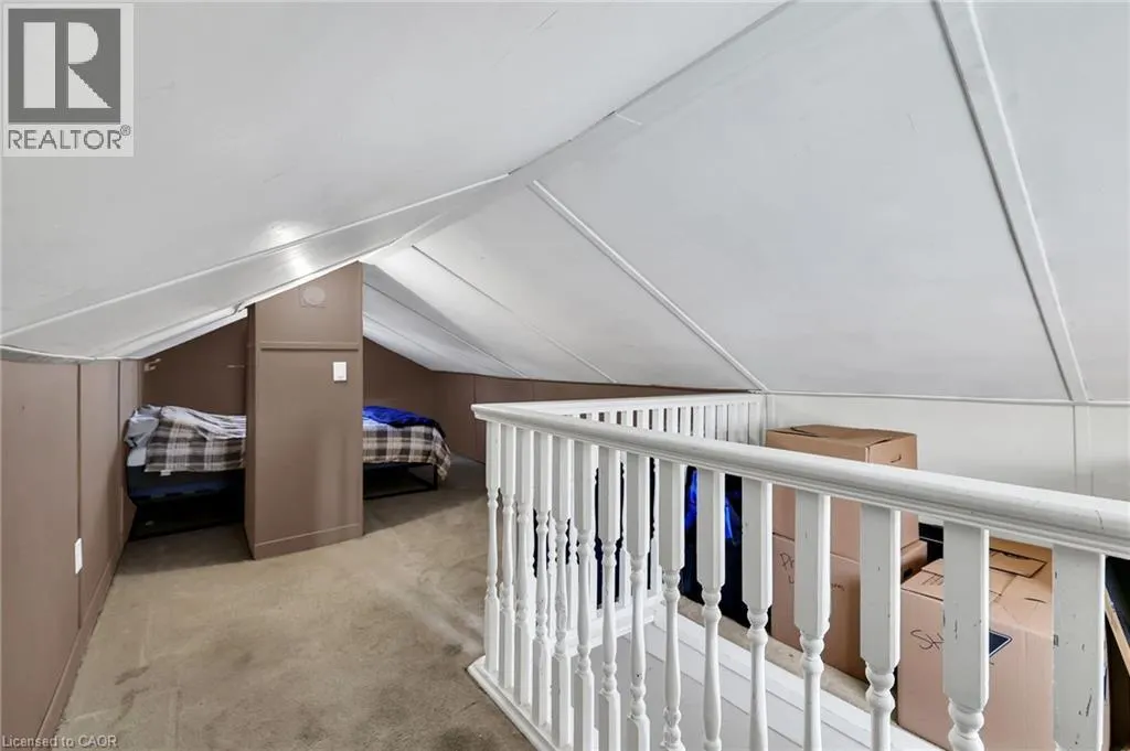 104 SOUTHWORTH Street
