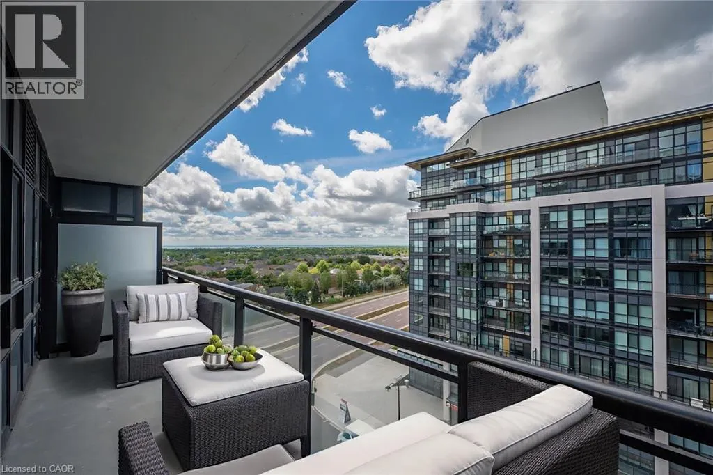 395 DUNDAS Street Unit# 718, #718