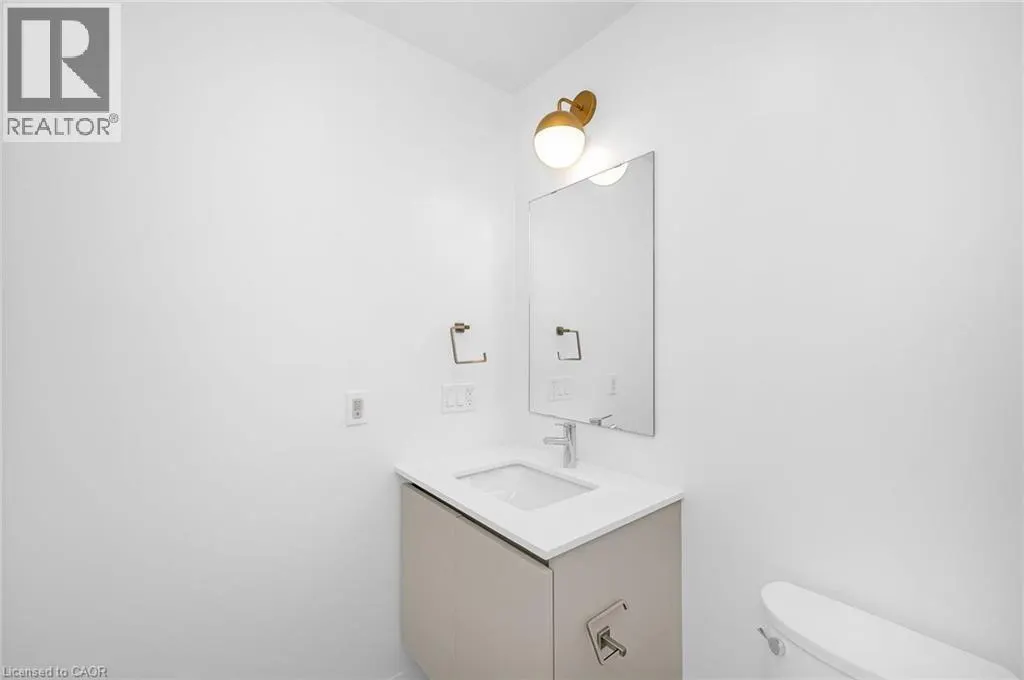395 DUNDAS Street Unit# 718, #718