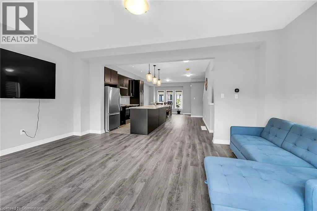 187 WILSON Street W Unit# 8, #8