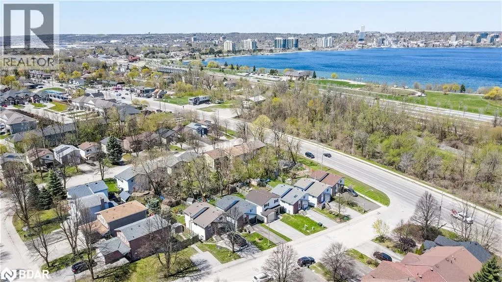 82 MELINDA Crescent