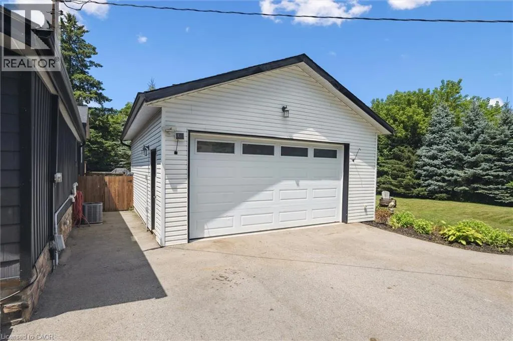 585033 COUNTY RD 9