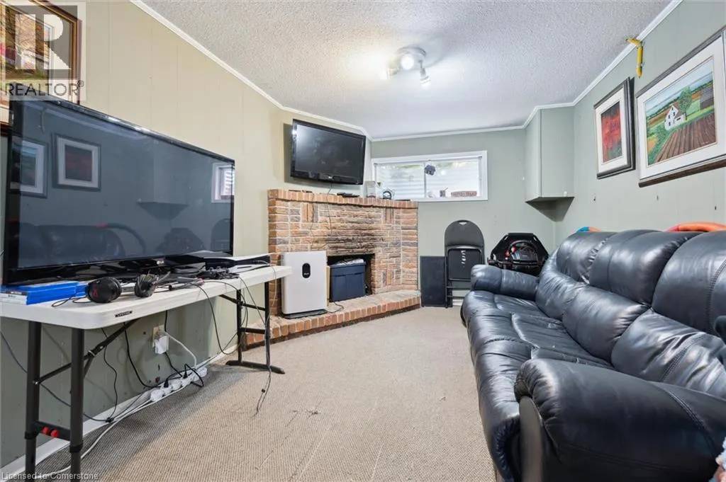 31 DRIFTWOOD Place