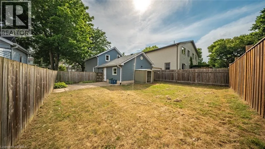 69 GRAND RIVER Avenue