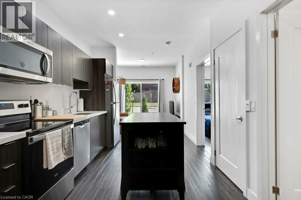 408 DUNDAS Street S Unit# 101, #101