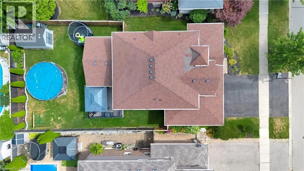 36 MCQUEEN Drive