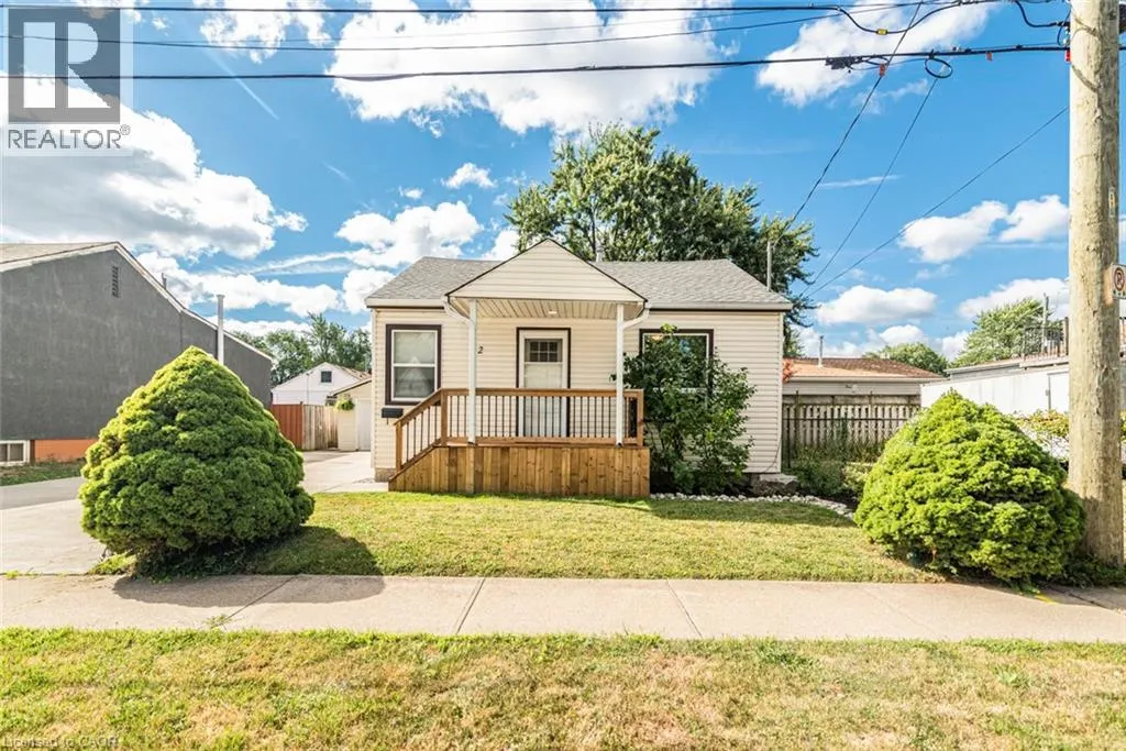 2 HOMEWOOD Avenue