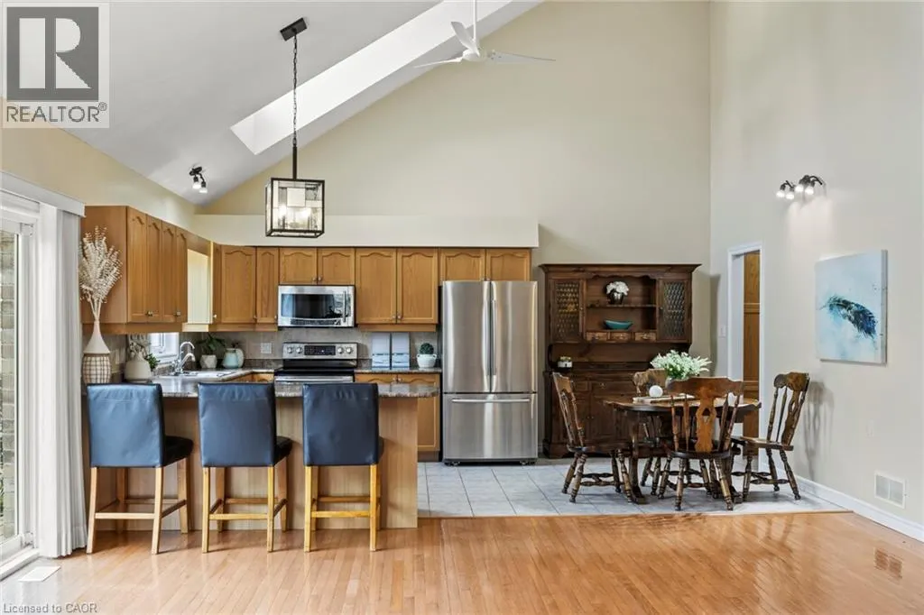 350 DOON VALLEY Drive Unit# 8G, #8G