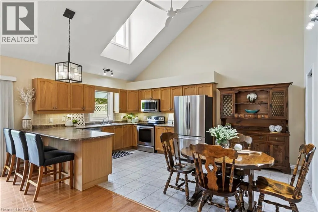 350 DOON VALLEY Drive Unit# 8G, #8G