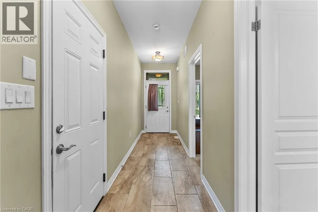 5490 PRINCE EDWARD Avenue Unit# 4, #4