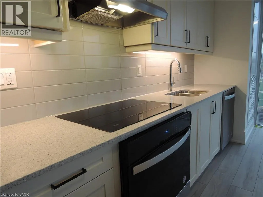 1035 SOUTHDOWN Road Unit# 208, #208
