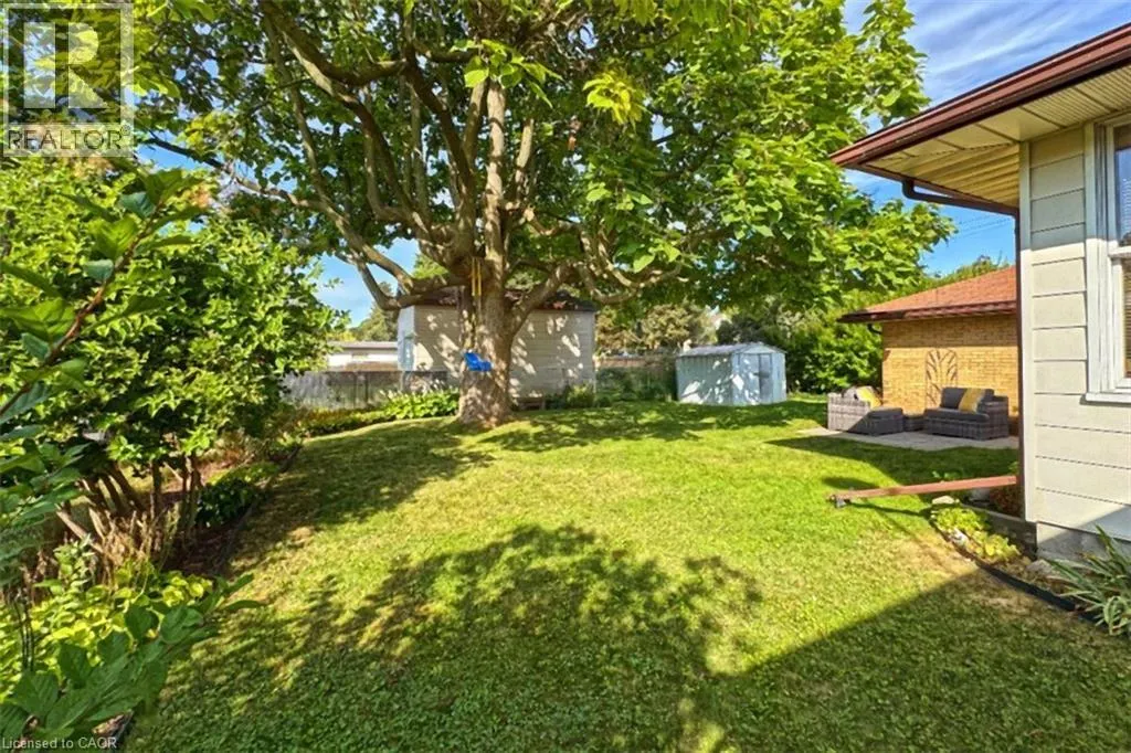 44 MCDONALD Avenue