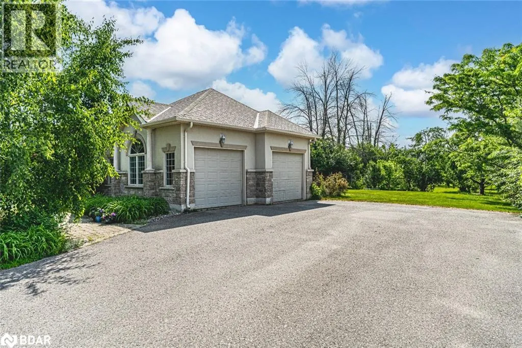 32 BASSWOOD Circle