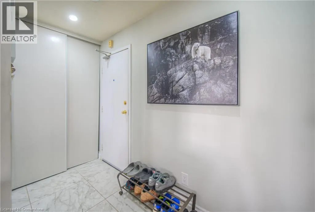 185 KEHL Street Unit# 410, #410