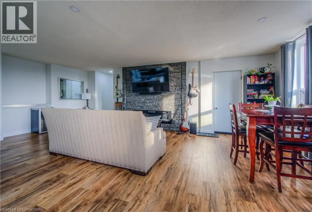 185 KEHL Street Unit# 410, #410