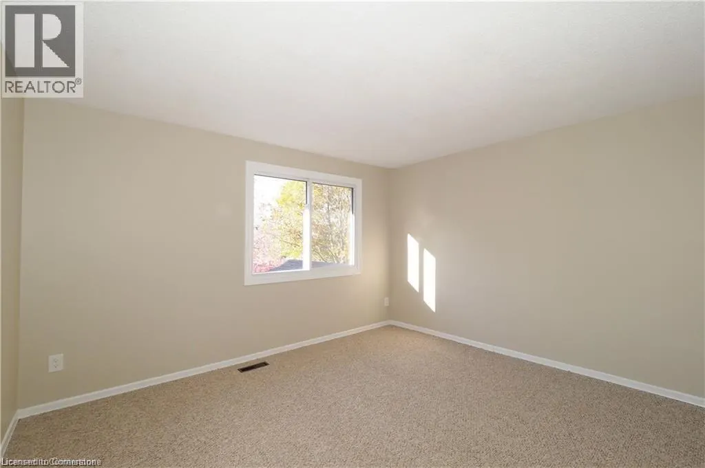 395 KINGSCOURT Drive Unit# 2, #2