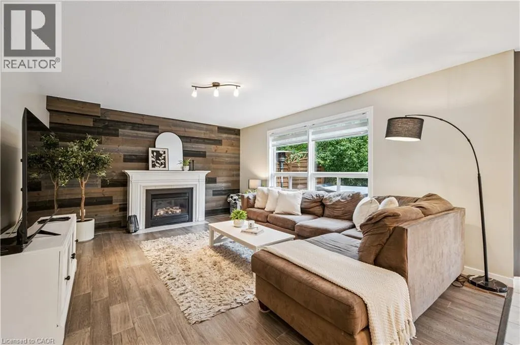 533 RUSH MEADOW Crescent