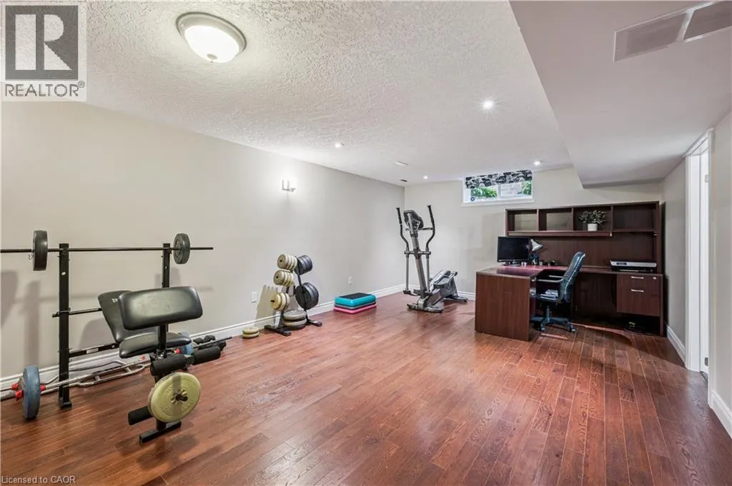 533 RUSH MEADOW Crescent