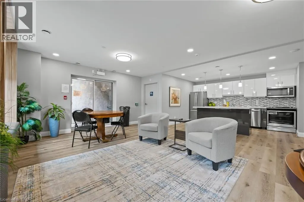 399 QUEEN Street S Unit# 202, #202