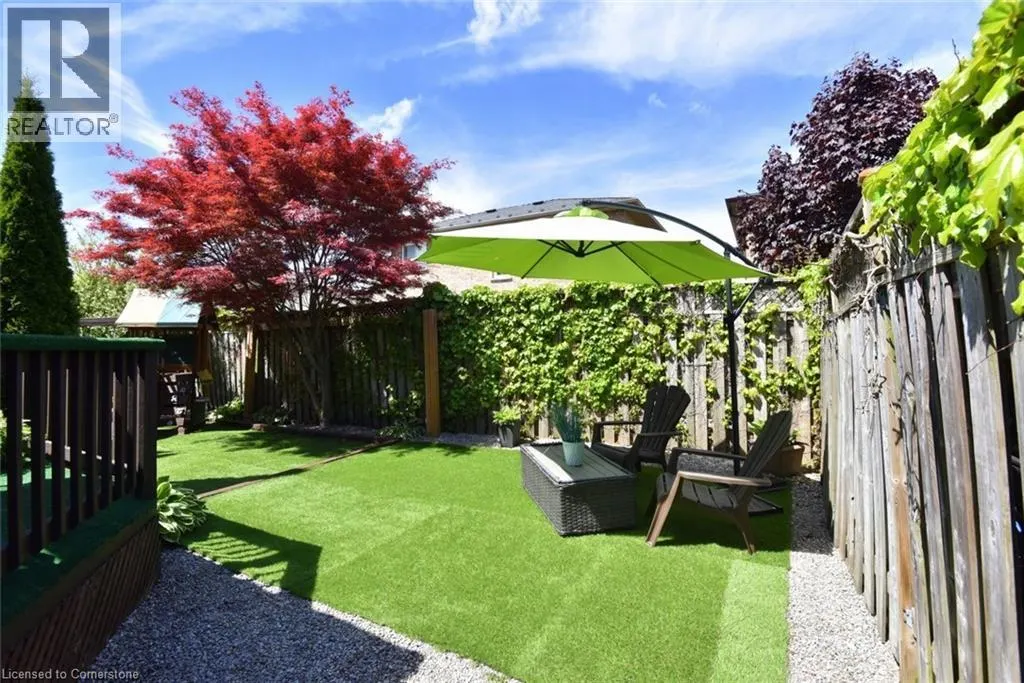 210 CLAUDETTE Gate