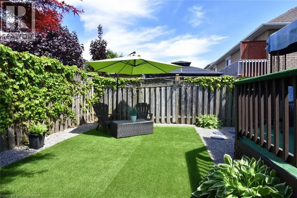 210 CLAUDETTE Gate