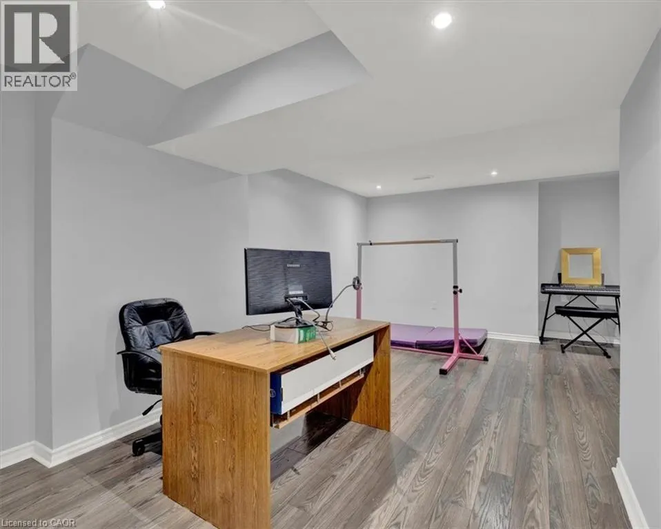 39 PERIWINKLE Drive