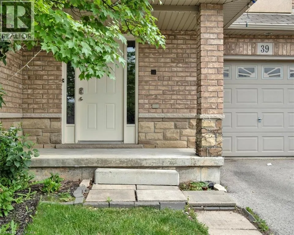 39 PERIWINKLE Drive
