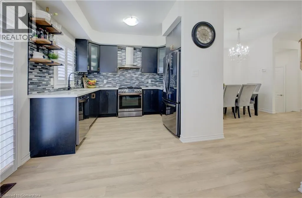 8 WHITTON DRIVE