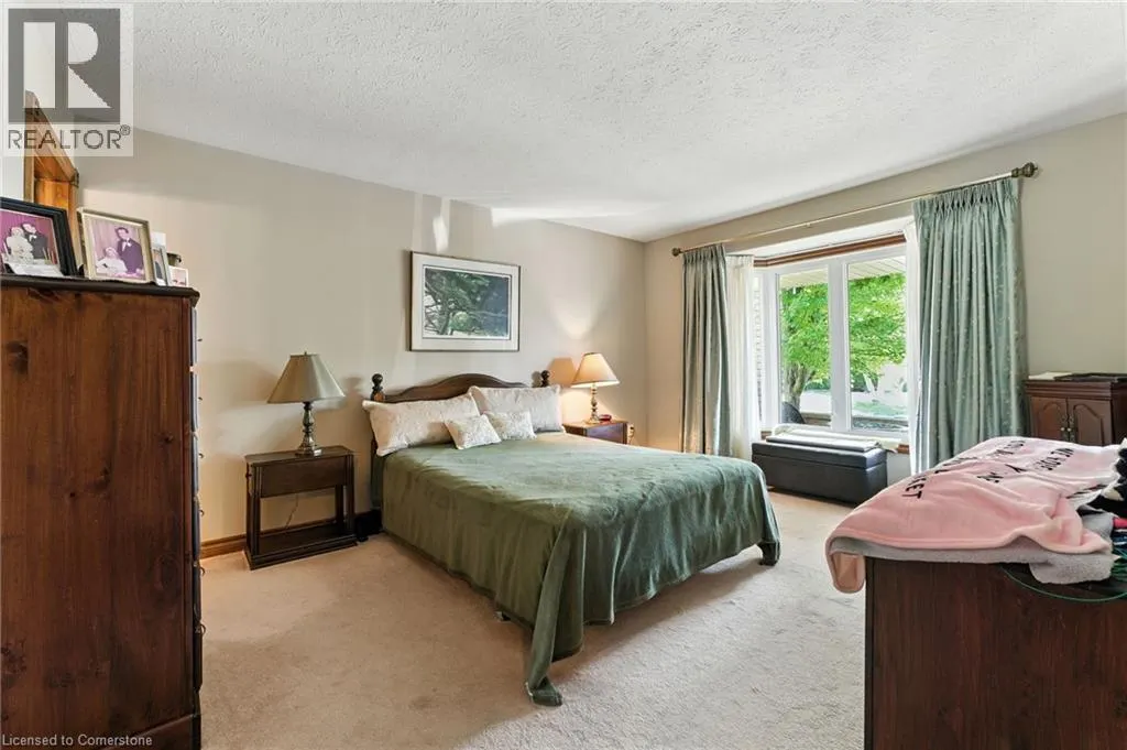 50 UPPER CANADA Drive