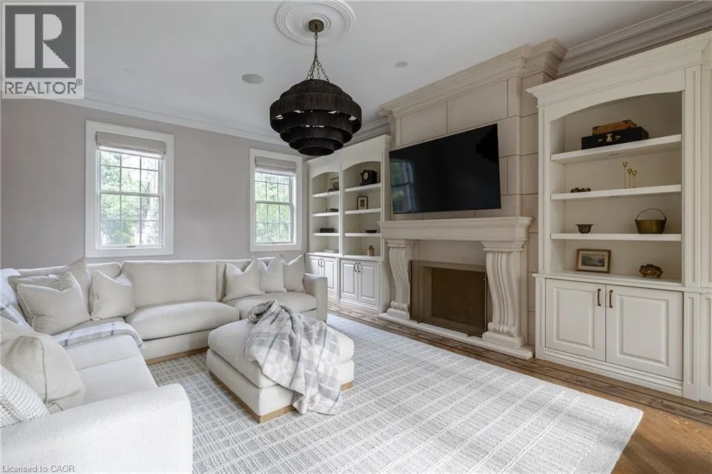 140 CHARTWELL Road