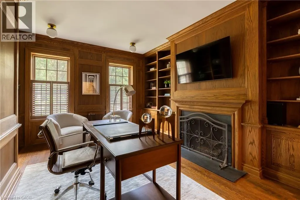 140 CHARTWELL Road