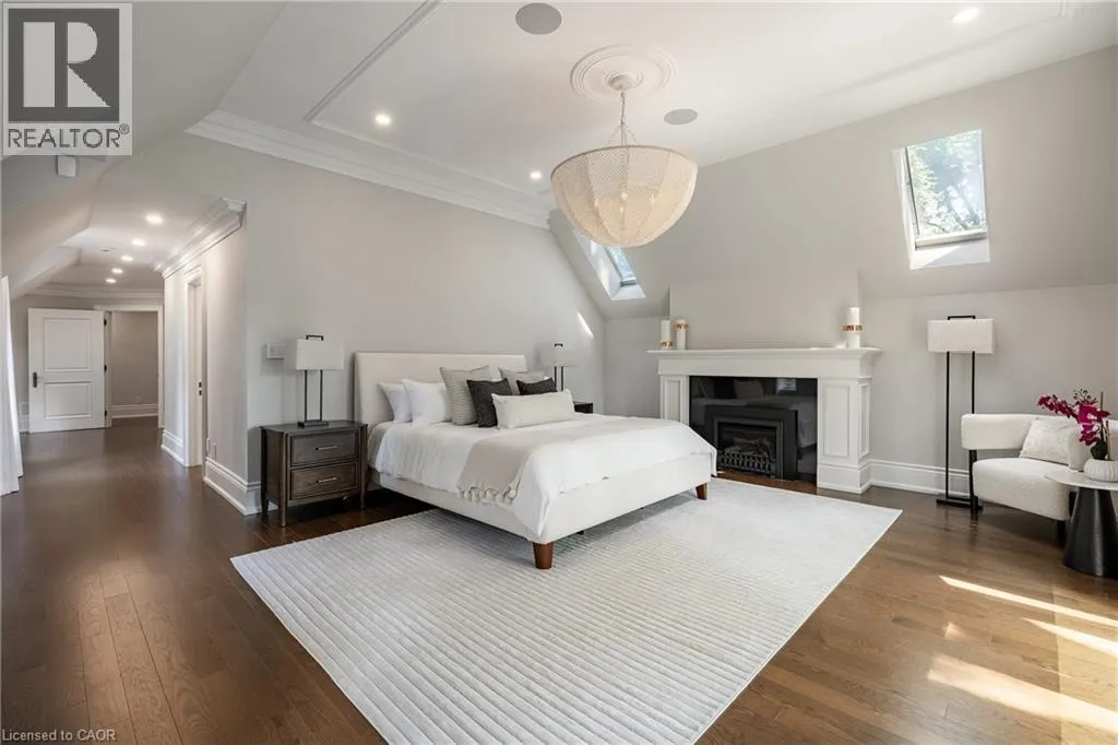 140 CHARTWELL Road